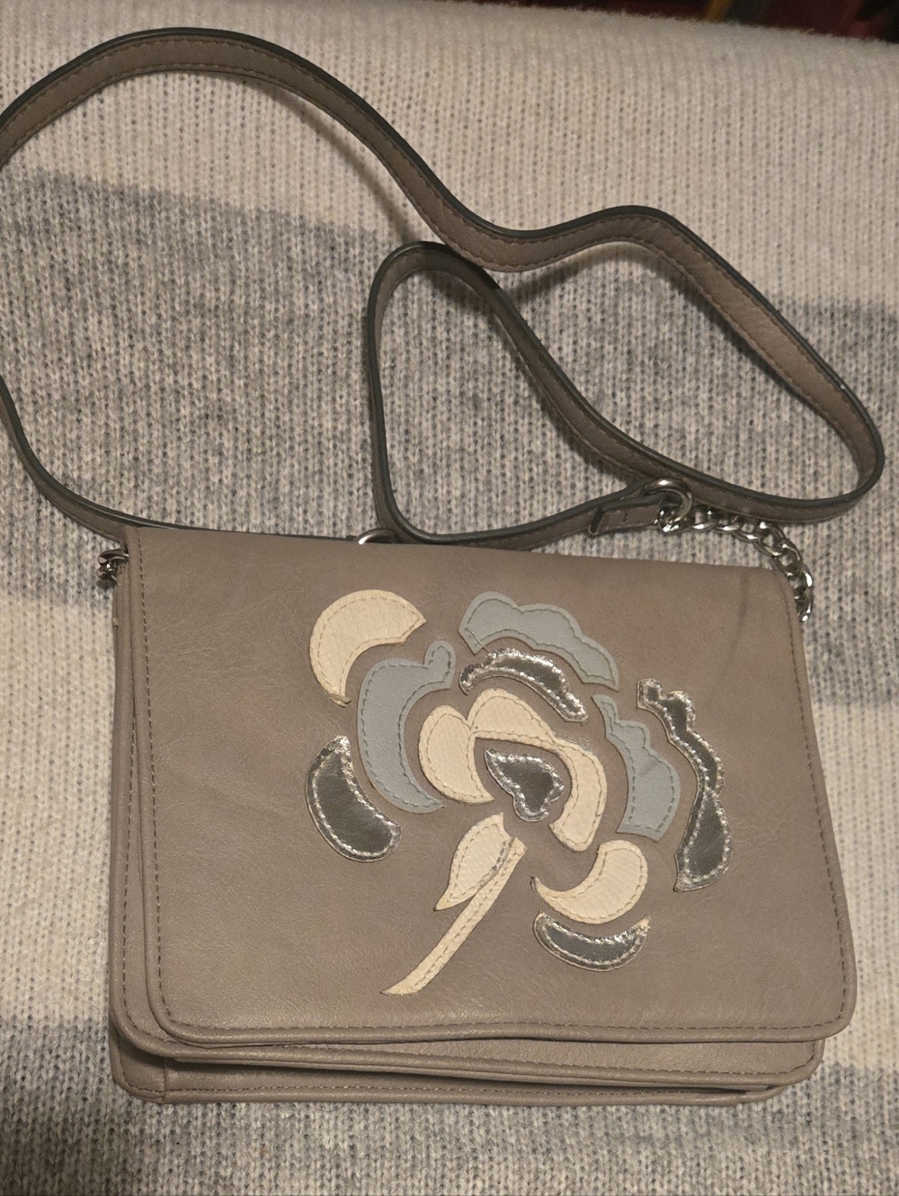 Taupe Floral Appliqué Crossbody Bag - Women - Picture 1 of 8